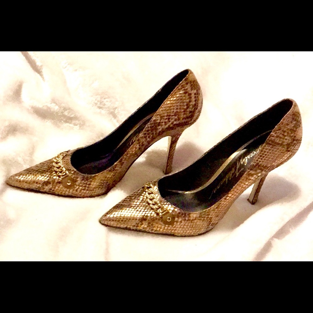 Stunning Beverly Feldman heels